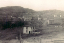 44 Crossroads
